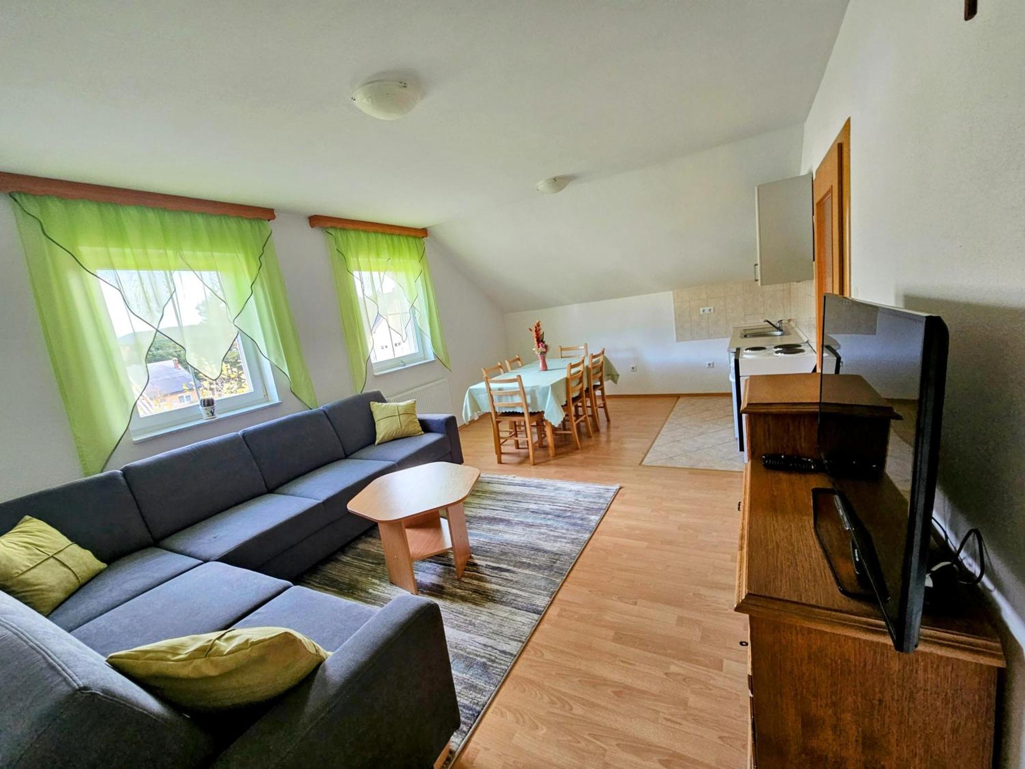 Apartman M. Rados クープレス エクステリア 写真